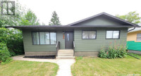 218 4th AVENUE W Melville, Saskatchewan