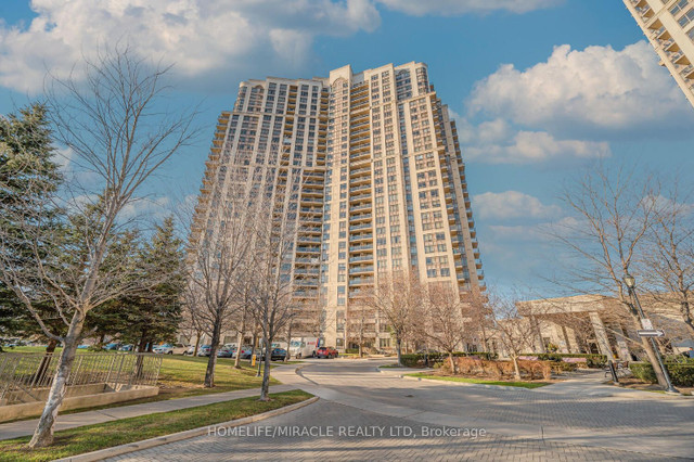 TRIDEL BUILT! 2 Bed Condo With An ALL INCLUSIVE MAINTENANCE FEE in Condos for Sale in Mississauga / Peel Region - Image 3