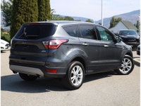2017 FORD ESCAPE SE - BACKUP CAMERA - HEATED FRONT SEATS - DUAL-CLIMATE CONTROL - AUTO START/STOP -... (image 2)