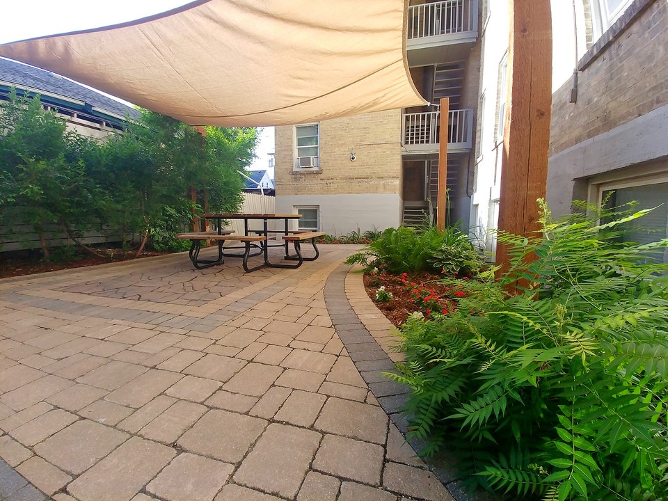 54 YOUNG - 1 BR - available Oct 1st 3