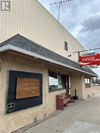 Excellent Business Opportunity in Rosthern! This Bowling Alley/Golf Simulator is the perfect busines...