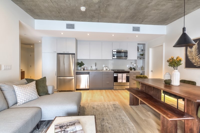 PROMO-3.5 condo appartement a louer Ville Saint Laurent-Leora 4