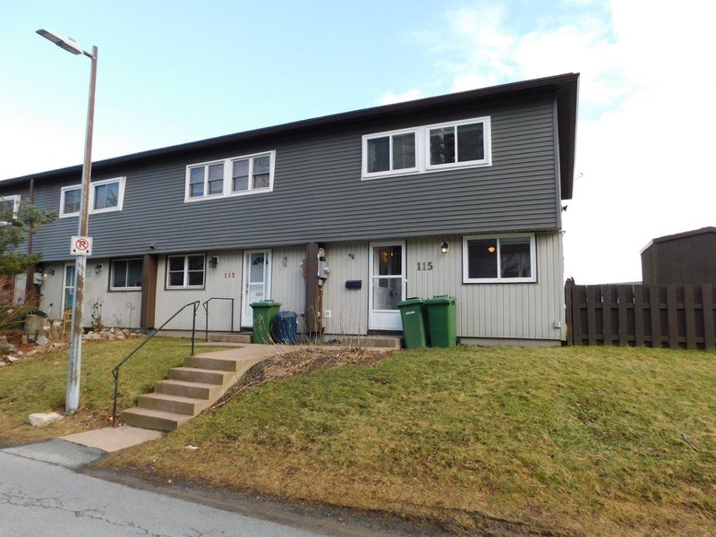 HFX Townhouse (Cowie Hill)/3bed/1bath VIDEO TOUR! Long Term Rentals