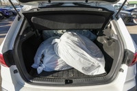 2022 Volkswagen Taos Comfortline Pure White 1.5L I4 Turbocharged DOHC 16V LEV3-SULEV30 158hp 7-Speed... (image 9)