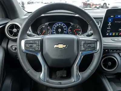 2023 Chevrolet Blazer Premier AWD | V6 | Panoramic Roof | Bos..., View more