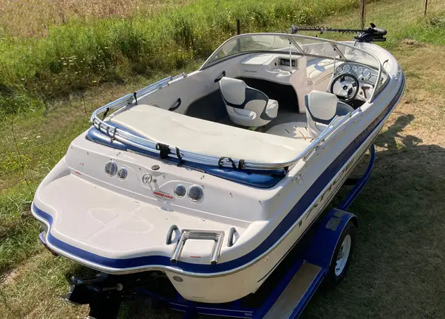 2007 Tahoe Q4, Mercruiser 4.3L and Trailer in Powerboats & Motorboats in Oshawa / Durham Region - Image 3
