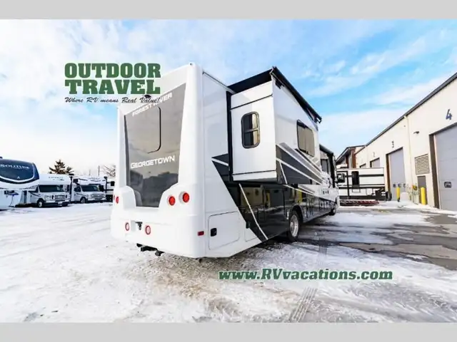 2026 Forest River RV Georgetown 5 Series 34M5 in RVs & Motorhomes in Hamilton - Image 7