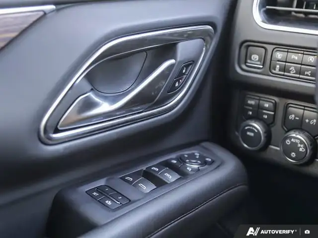 2024 Chevrolet Suburban High Country | HUD | Wireless Carplay in Cars & Trucks in London - Image 21