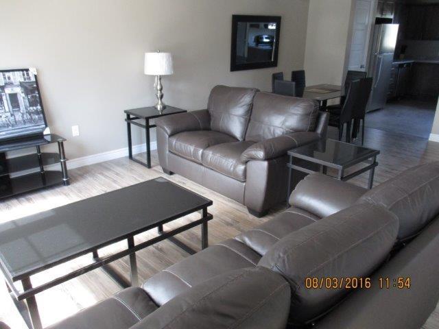 Beautiful Townhouses Close to UNB and STU 4