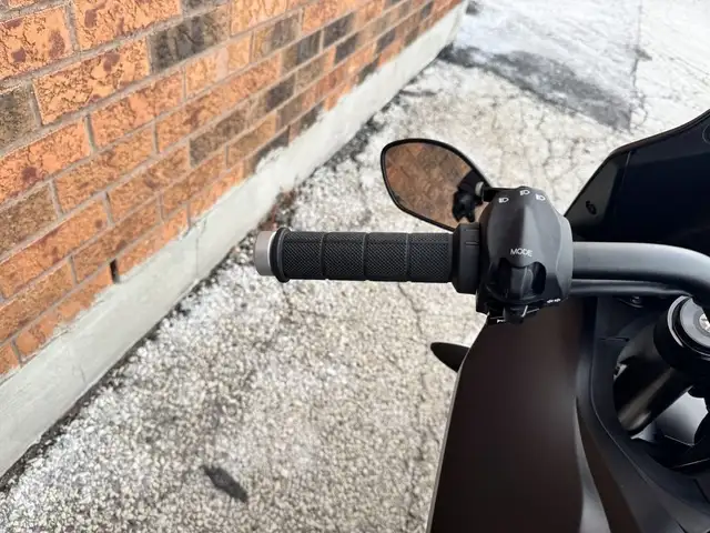 2021 Zero Motorcycles SR/S SRS ZF 14.4 **LIKE NEW** in Street, Cruisers & Choppers in Markham / York Region - Image 20