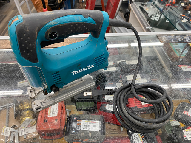 Makita 4329 Jig Saw with Case in Power Tools in City of Toronto