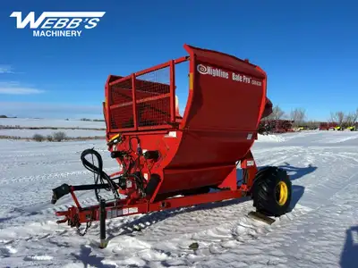 2017 HIGHLINE CFR650-100 BALE PROCESSOR Bale Processor, RH Discharge, 1000 PTO, Hyd Deflector, Twine...