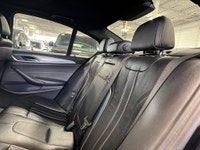 **MONTH-END SPECIAL!** FEATURING : M PACKAGE, TWINPOWER TURBO, XDRIVE AWD, SUNROOF, MULTICOLOUR AMBI... (image 8)