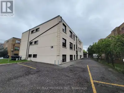 LOWER LEVEL #2 - 2637 KEELE STREET Toronto (Maple Leaf), Ontario