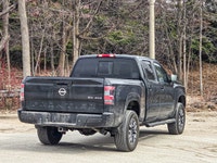 Heated Seats and Steering - Powerful 3.8L V6 engine with 4x4 capability - Advanced navigation system... (image 9)