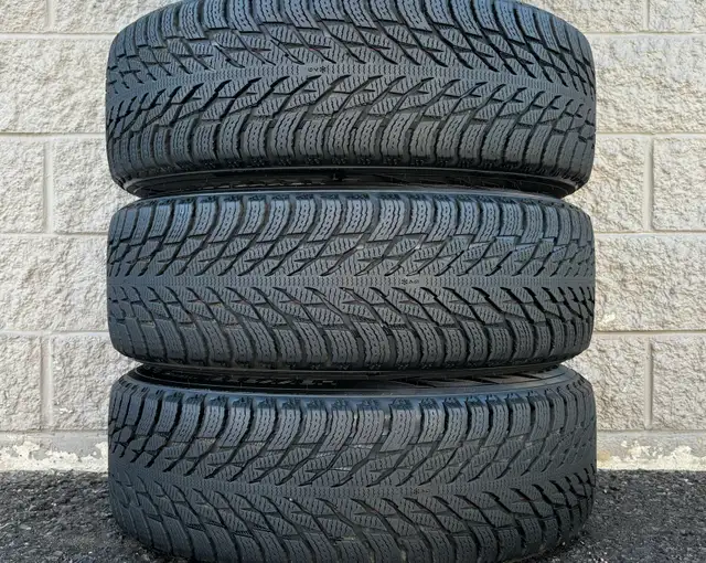 (98%) 4x 235/65R18 Nokian Winters w/ Jaguar F-Pace 5x108 Rims in Tires & Rims in City of Toronto - Image 4
