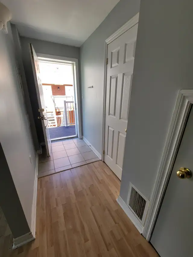 Get your own 4 walls at Essa Gardens! in Long Term Rentals in Barrie - Image 9