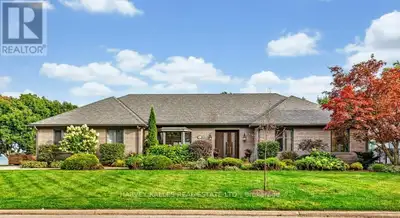 Exclusive ultra-private, this street is home to many of Canada's most prominent families. Located on...