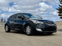 2012 Hyundai Veloster – Clean CARFAX | Loaded | Great on Gas Sporty, reliable, and packed with featu... (image 2)