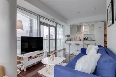 Month-to-Month Rental at 12 York St, Toronto Experience the best of Toronto living at 12 York Street...