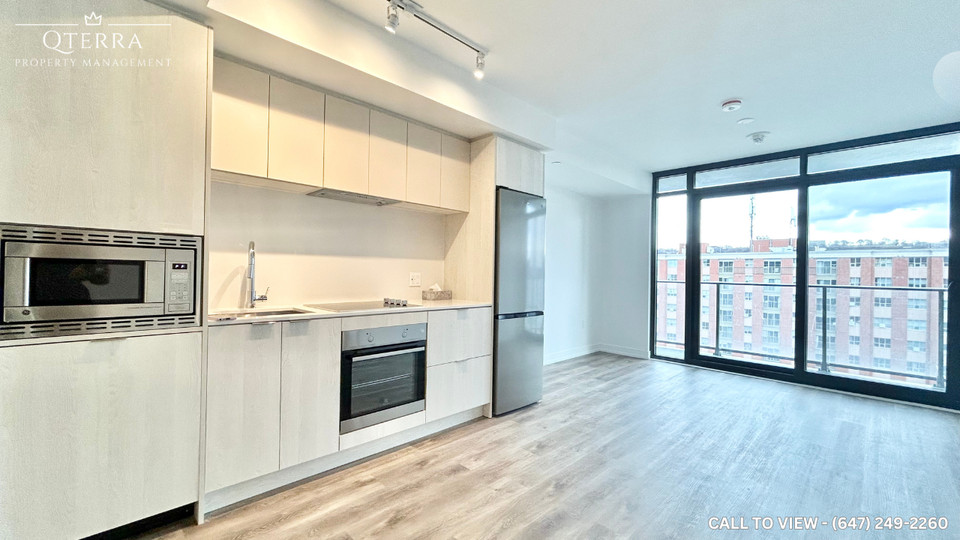 MODERN 2-BED, 2-BATH CONDO WITH STUNNING CITY VIEWS in Long Term Rentals in Hamilton