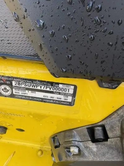 Bay Marine Sales 2023 Ski-Doo Renegade X 850 E-TEC Ripsaw 1.25_10.25 in. / Yellow 1 KM 2023 Ski-Doo...