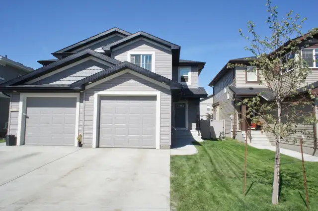 Southfort 3 Bed 2.5 Bath Duplex For Rent Fort Saskatchewan