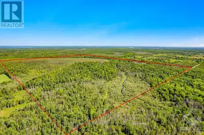 Extraordinary 273 acres offering opportunity for development or recreation. Located between the grow...