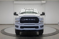 NAVIGATION SYSTEM, SPORT APPEARANCE PACKAGE, REAR AUTO-LEVELLING AIR SUSPENSION, BLACK PREMIUM CLOTH... (image 1)