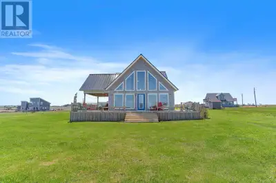 Welcome to 15 Marram Lane! A Refined Coastal Escape in Sought-After Sea View, PEI. Experience elevat...
