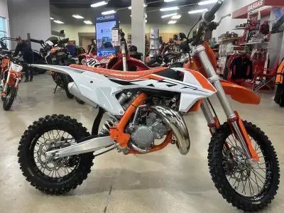 Price does not include: Freight, PDI, Admin and Licensing. 2025 KTM 85 SX 17/14STEP INTO THE BIG LEA...