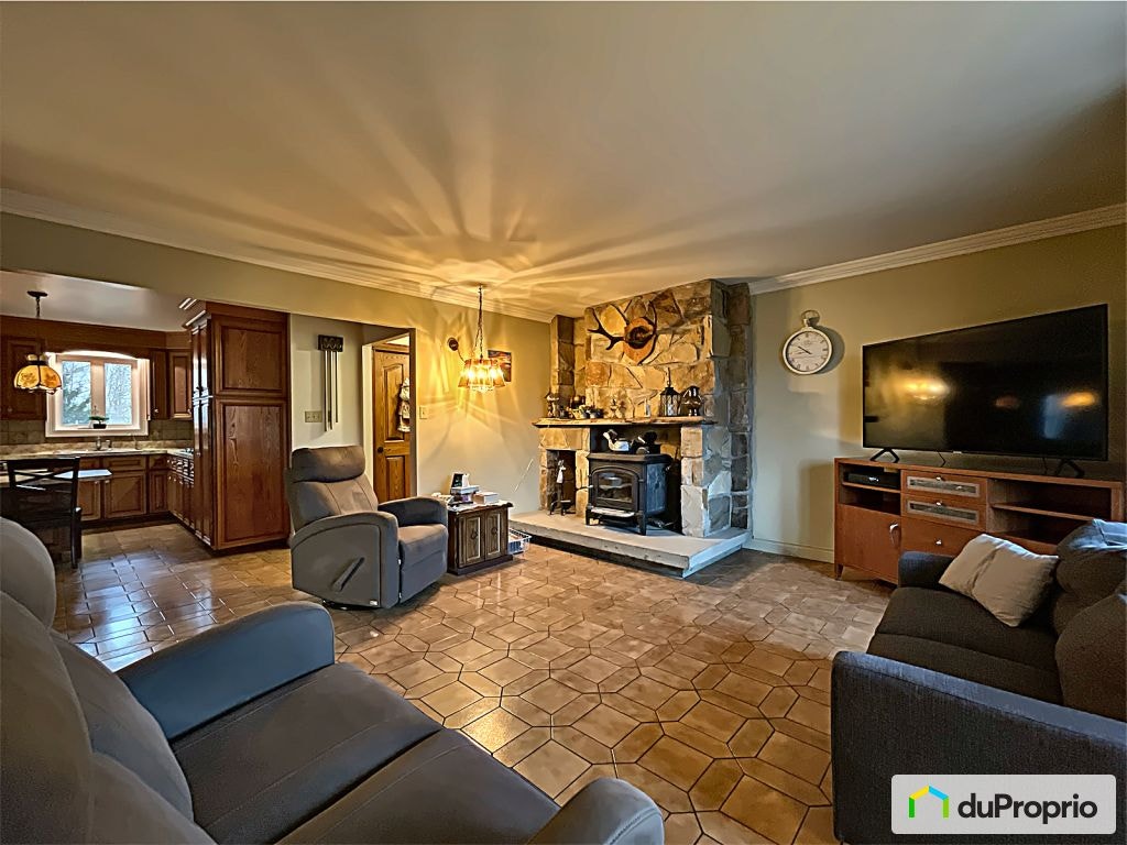 $675,000 - 2 Storey for sale in Frontenac — photo 2
