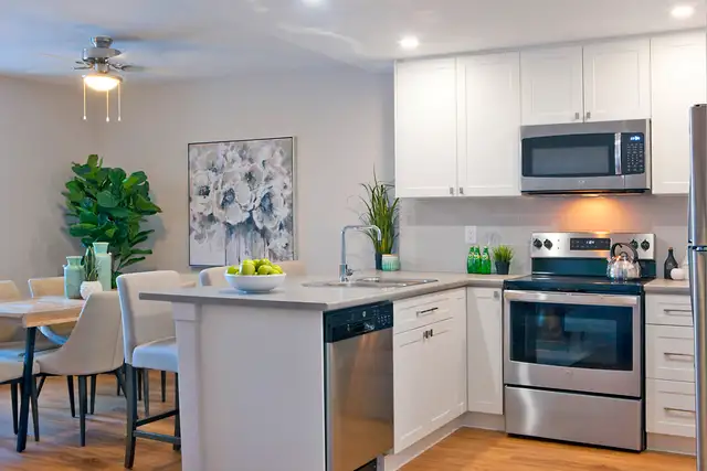 1 Bedroom Apartment for Rent in Welland!  Fitch & Prince Charles63735893598723122
