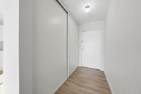 Amenities: Quiet Building • Air Conditioning • In-suite Storage Suite & Building: Spacious one-bedro... (image 3)