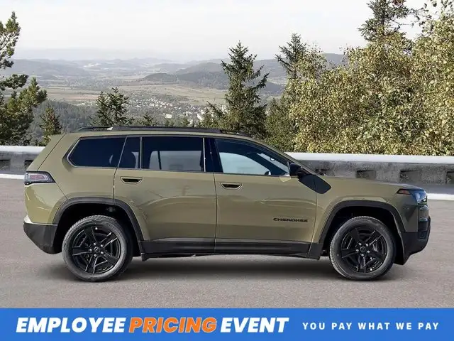 2026 Jeep Cherokee Cherokee Laredo 4x4 | Heated Seats + in Cars & Trucks in Moncton - Image 8