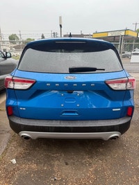 **CARS TRUCKS SUV 4X4 VAN AWD EDMONTON FINANCING AVAILABLE EASY FINANCING ** 2020 FORD ESCAPE SE 1 O... (image 7)