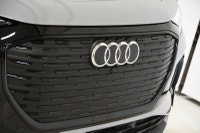 Traction intégrale Audi quattro /Black otipcs / 100% électrique / Roues 19 pouces / Éclairage d’ambi... (image 3)