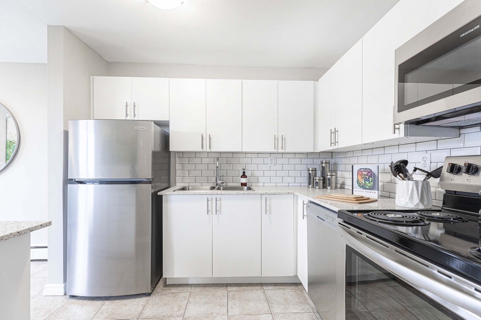 Two Bedroom Apartment for Rent in Kitchener Near Belmont Village 4