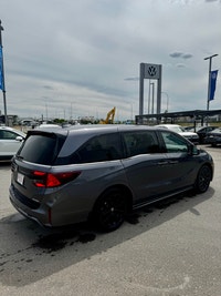 Welcome to Country Hills Volkswagen 2025 Honda Odyssey Sport-L Our team of knowledgeable professiona... (image 3)