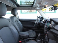 Fresh, local trade in with a clean Carfax, two sets of keys and brand new set of winter tires! Loade... (image 5)