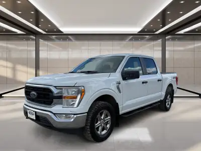 2022 Ford F-150 SuperCrew Tough, versatile, and built to handle both work and everyday life, this 20...