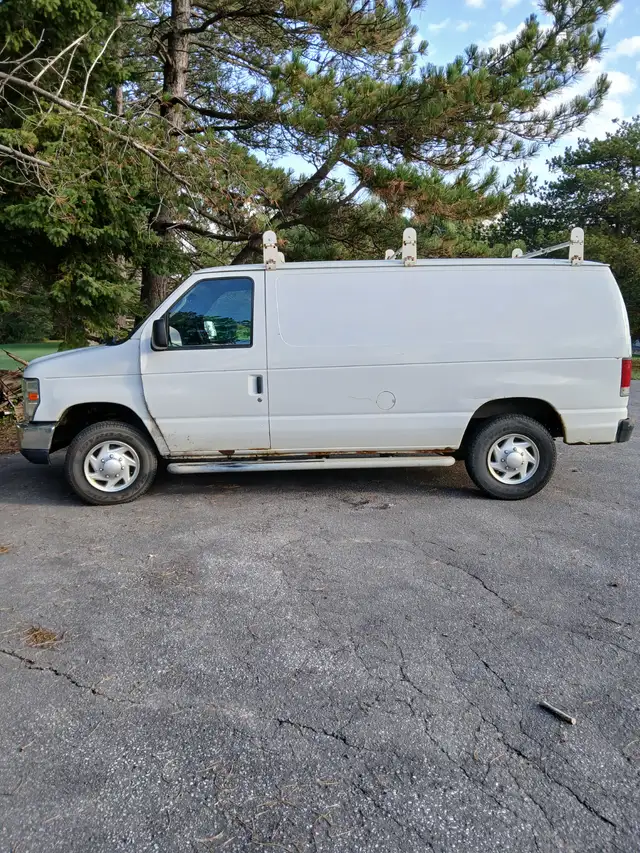 2012 Ford Econoline E-15063871252050689120