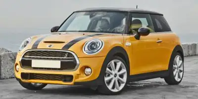 This MINI Cooper Hardtop has a strong Intercooled Turbo Premium Unleaded I-4 2.0 L/122 engine poweri...