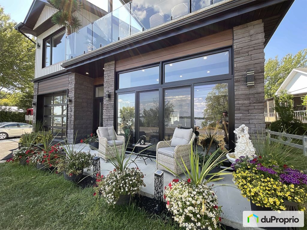 $849,000 - 2 Storey for sale in Venise-En-Quebec — photo 1