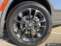 This Dodge Durango has a powerful Regular Unleaded V-6 3.6 L/220 engine powering this Automatic tran... (image 9)