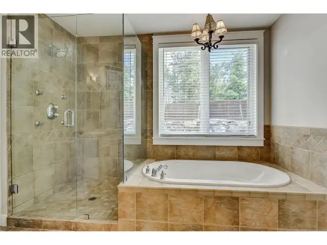 3672 Luxmoore Road Kelowna, British Columbia in Houses for Sale in Penticton - Image 35