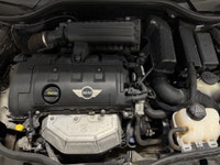 BROWN ON BLACK INTERIOR MINI COOPER WITH ONLY 73,335 KM OPTIONS: BLUETOOTH - HEATED SEATS - PANORAMI... (image 9)