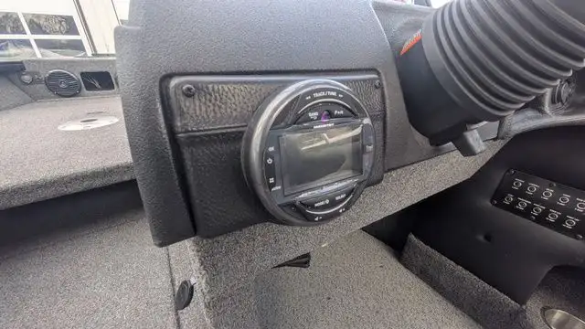 2021 Crestliner 1750 Super Hawk in Powerboats & Motorboats in London - Image 11