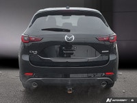 2022 Mazda CX-5 Le modèle 2022 de la Mazda CX-5 Sport Design combine un style affirmé et une polyval... (image 3)