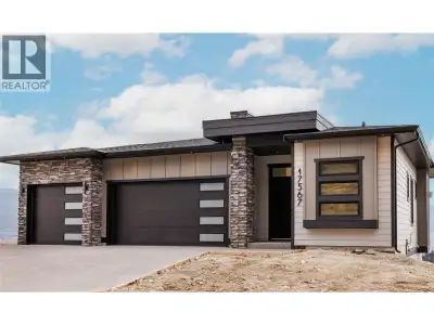 The BEST VALUE at Hunters Hill just got even better. This brand-new 3-bedroom + den home checks a lo...